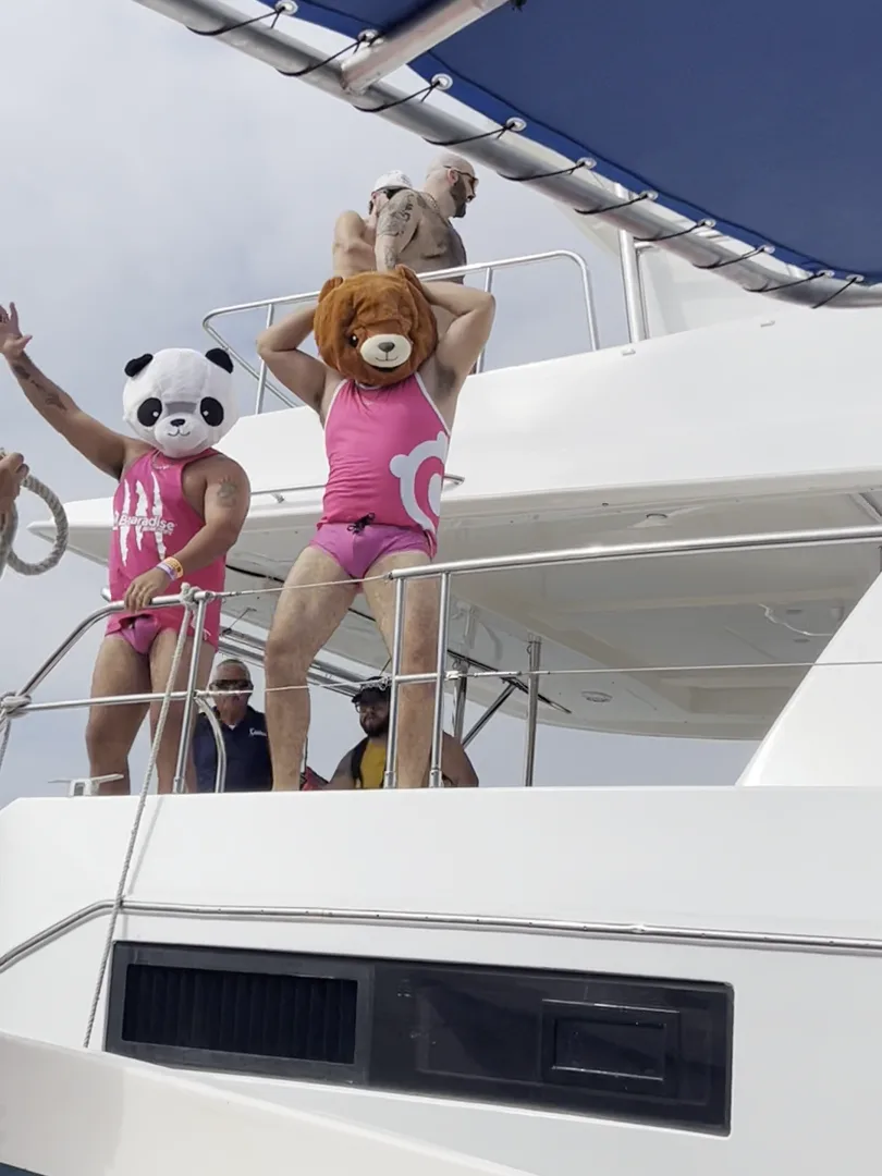 Bearadise on the water